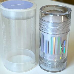 Milk Makeup holographic stick - supernova